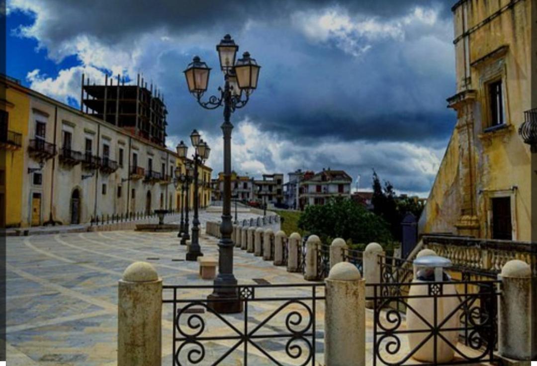 Апартаменти La Casa Di Enza Santa Margherita di Belice Екстер'єр фото